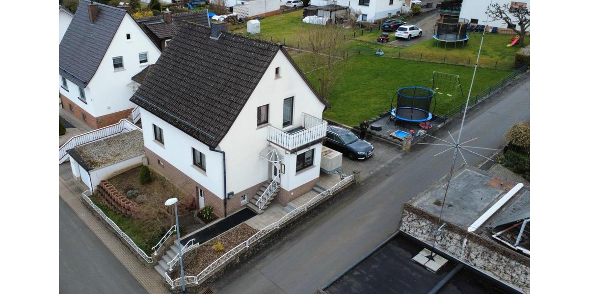 Einfamilienhaus Sinn - 4 Zimmer, 115 m&sup2;, 275.000&euro; | Angebot:25950735