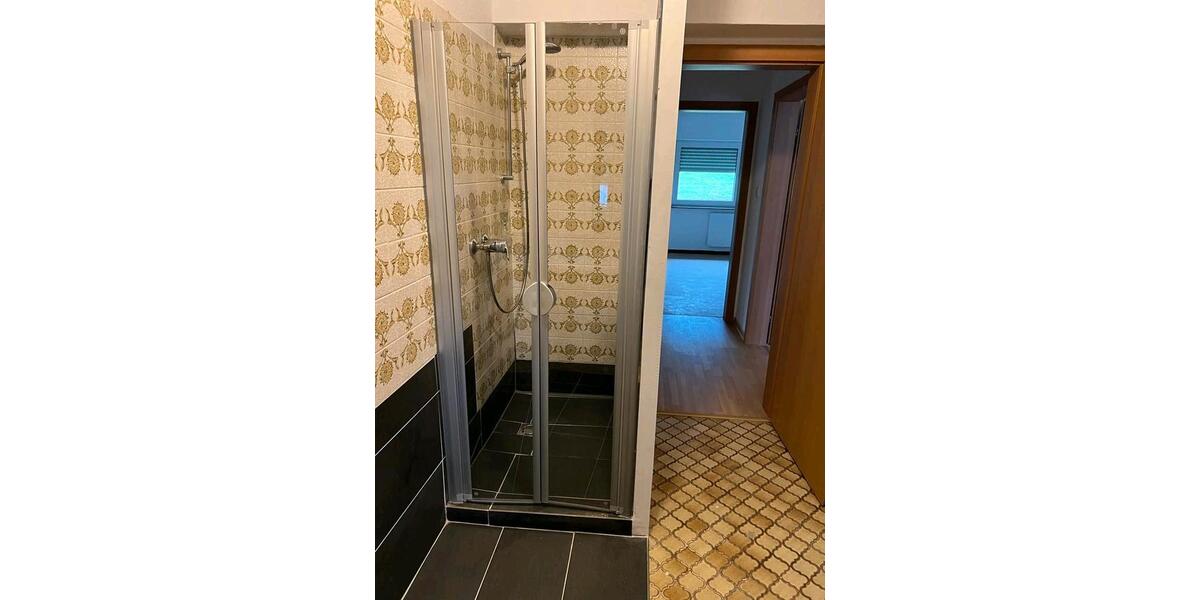 Etagenwohnung Marburg - 3 Zimmer, 90 m&sup2;, 800&euro; | Angebot:25650724