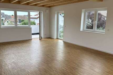 Wohnung Gießen Wieseck - 2.5 Zimmer, 124 m&sup2;, 1.700&euro; | Angebot:25401391
