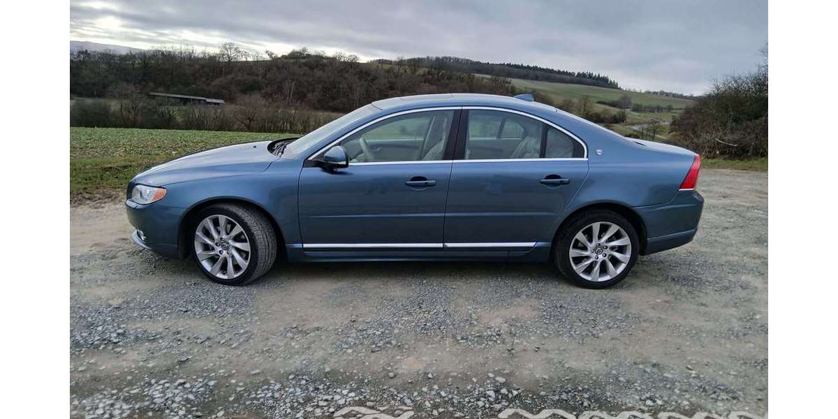 Volvo S80 126.000 km 17.500 &euro; Usingen 61250