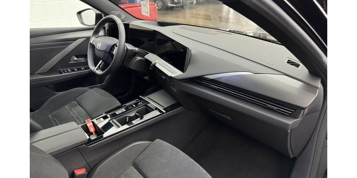 Opel Astra GS 130 1.2 Turbo LED 360° Cam Panorama 32.550 km 20.440 &euro; Lich 35423