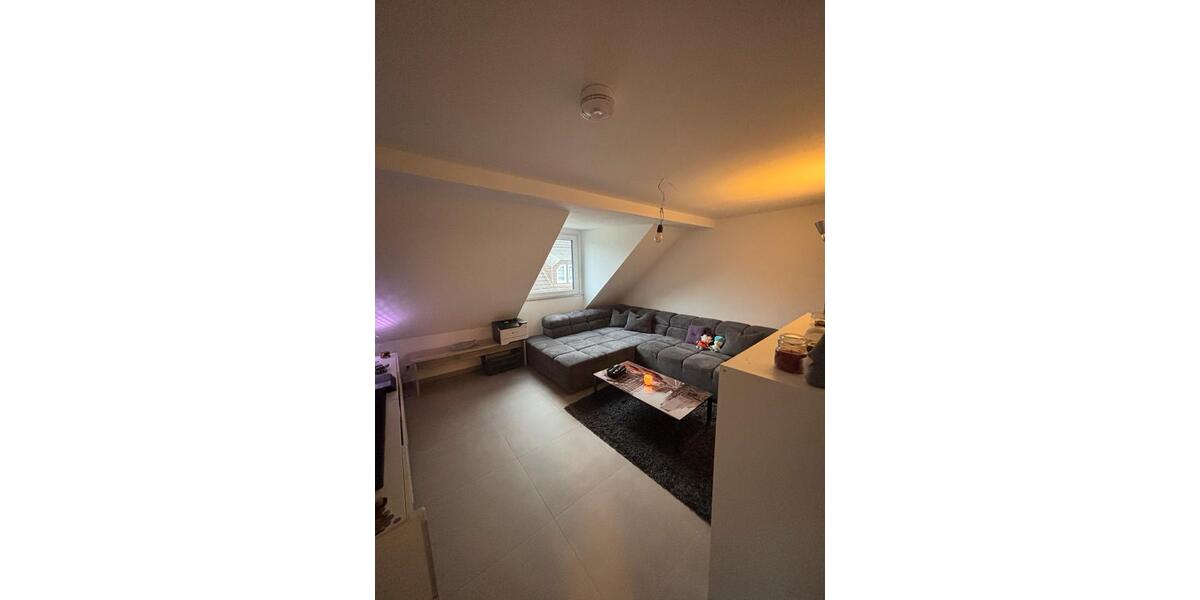 Dachgeschoßwohnung Gießen - 2 Zimmer, 60 m&sup2;, 950&euro; | Angebot:25233666