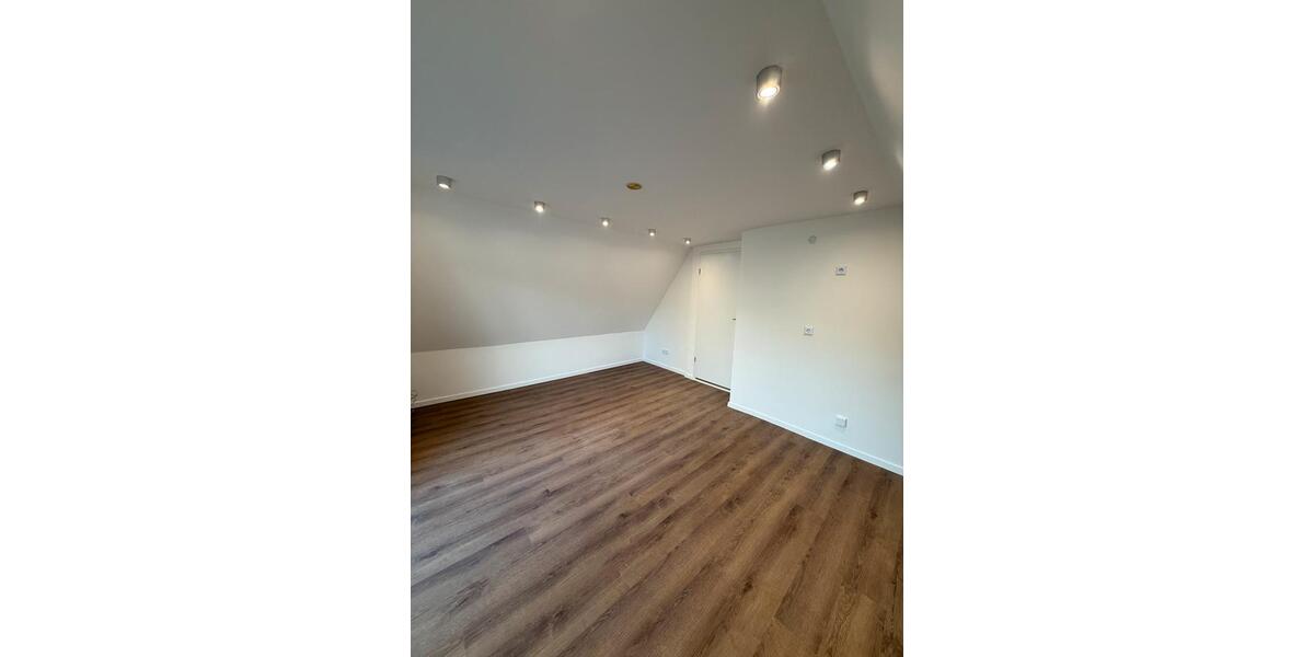 Etagenwohnung Herborn - 2 Zimmer, 70 m&sup2;, 750&euro; | Angebot:25656923