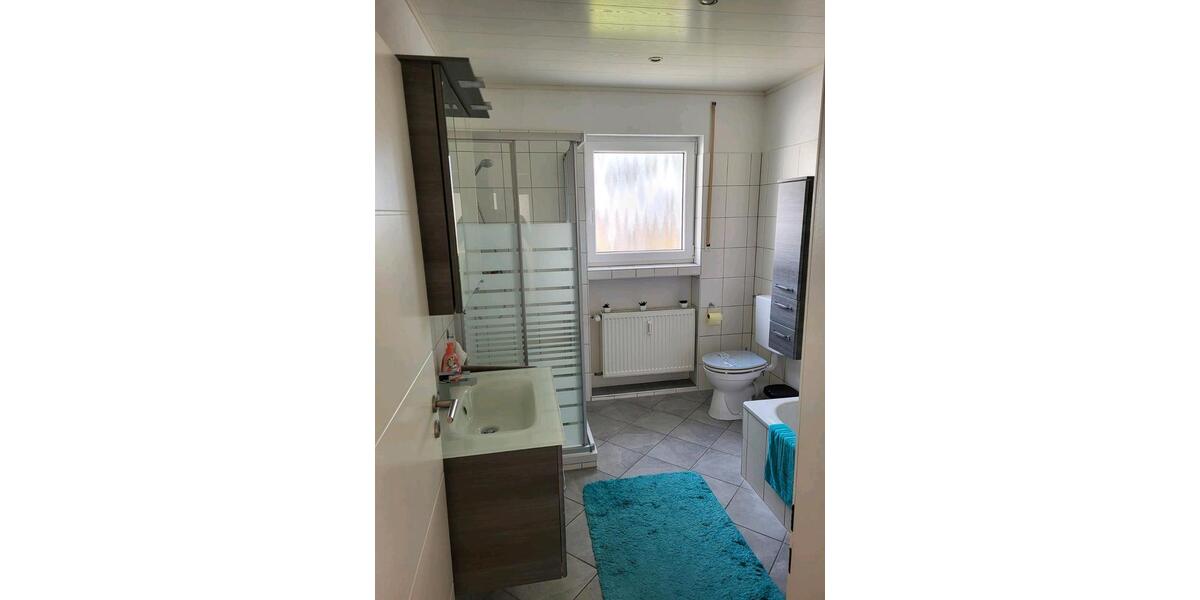 Etagenwohnung Marburg Cappel - 4 Zimmer, 102 m&sup2;, 310.000&euro; | Angebot:25640874