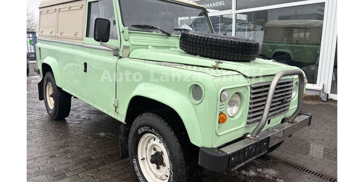 Land Rover Defender 152.018 km 23.790 &euro; Wetzlar 35579
