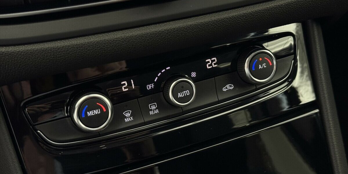 Opel Grandland 1.2 Turbo GS Line CarPlay Cam 29.999 km 17.440 &euro; Lich 35423