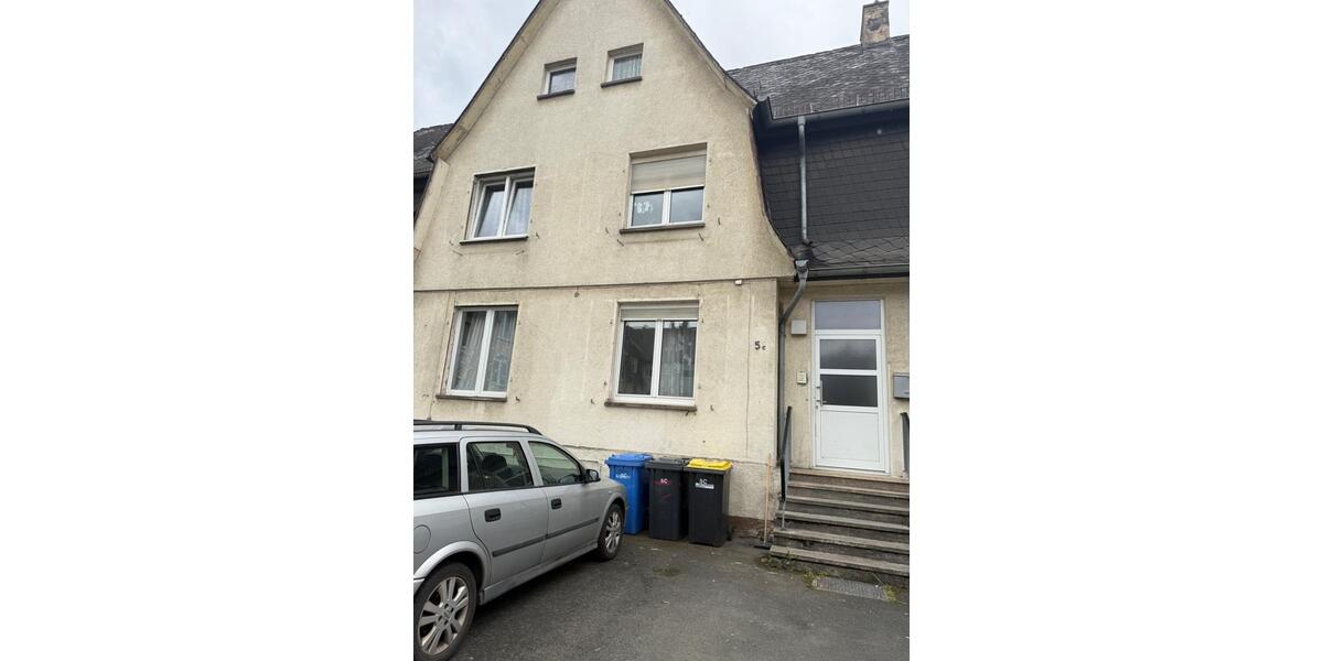 Etagenwohnung Wetzlar Altenberger Straße - 5 Zimmer, 110 m&sup2;, 990&euro; | Angebot:26649009