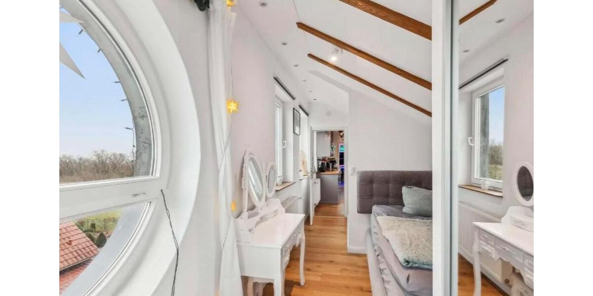 Einfamilienhaus Bad Nauheim - 10.5 Zimmer, 310 m&sup2;, 998.000&euro; | Angebot:25322115