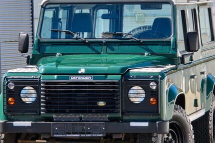 Land Rover Defender 216.859 km 26.999 &euro; Buseck 35418