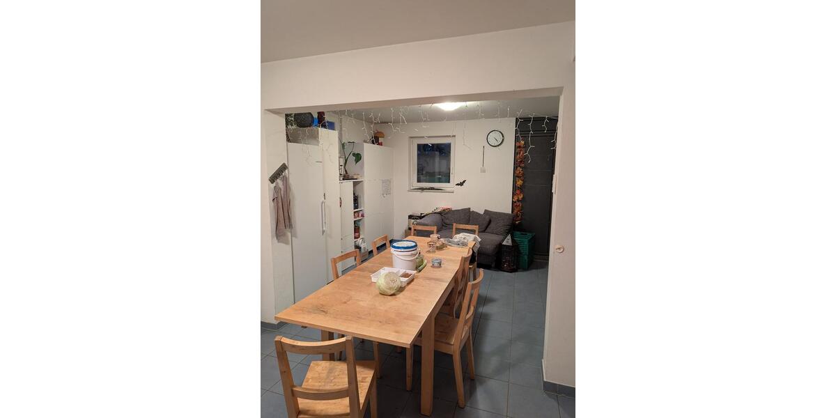 Dachgeschoßwohnung Gießen Allendorf - 1 Zimmer, 23 m&sup2;, 385&euro; | Angebot:25048991