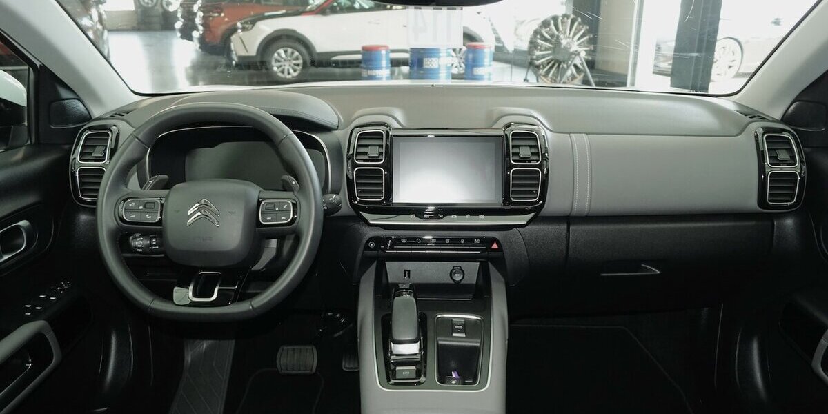 Citroen C5 Aircross Hybrid 225 EAT Feel Pack LED Carplay 44.900 km 18.980 &euro; Lich 35423