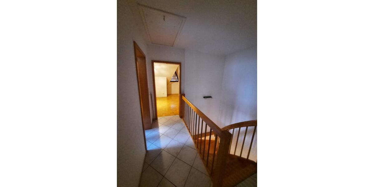 Doppelhaushälfte Weimar (Lahn) - 5 Zimmer, 114 m&sup2;, 315.000&euro; | Angebot:25355003