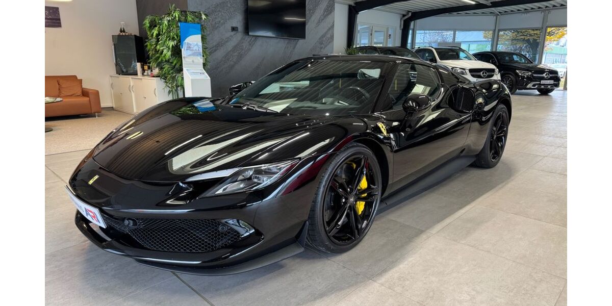 Ferrari 296 GTB 7.200 km 254.800 &euro; Marburg 35039