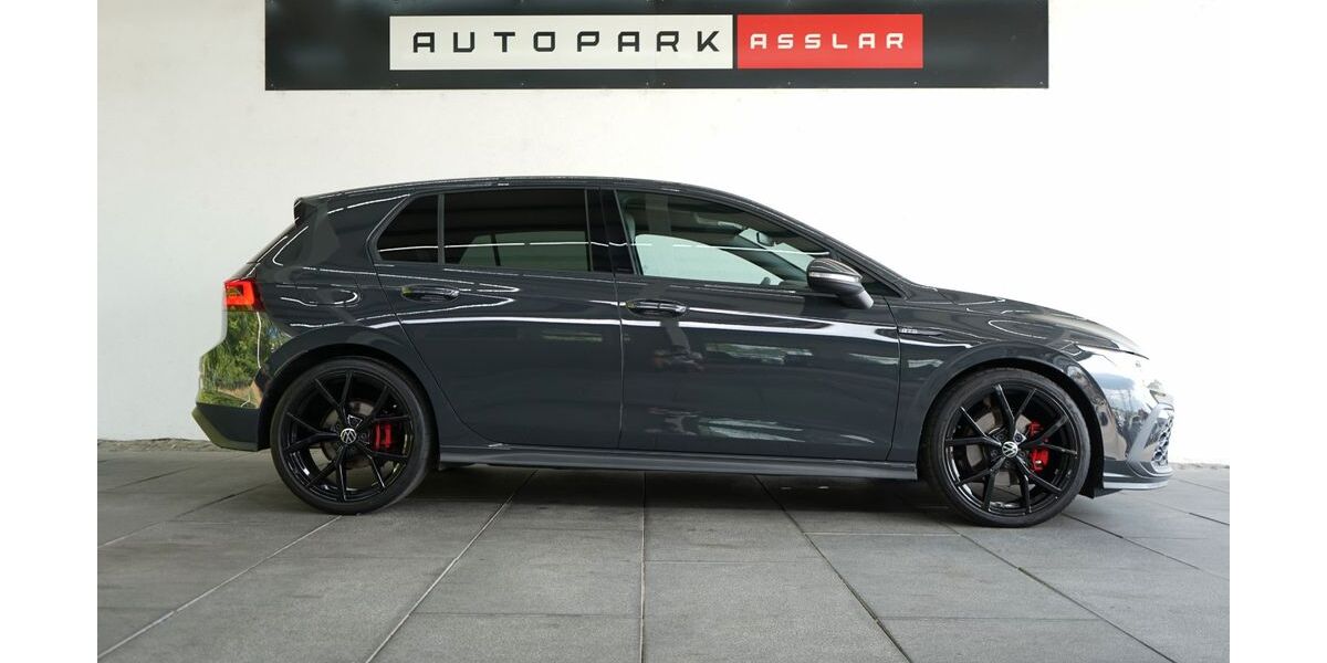 VW Golf 71.300 km 31.880 &euro; Asslar 35614