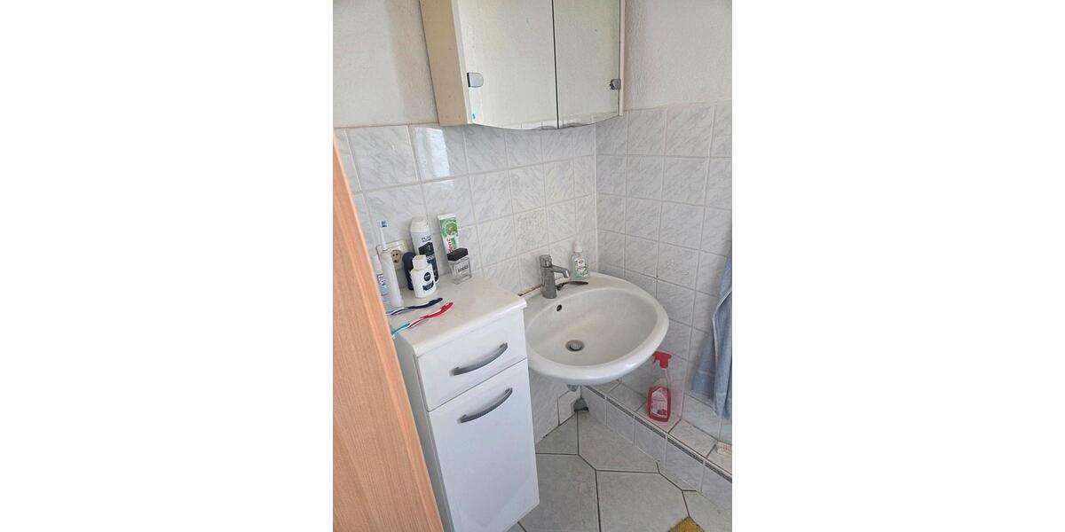 Etagenwohnung Aßlar - 4 Zimmer, 80 m&sup2;, 1.000&euro; | Angebot:26639241