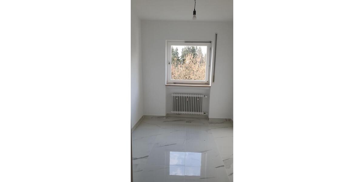 Etagenwohnung Marburg Marbach - 3 Zimmer, 97 m&sup2;, 1.200&euro; | Angebot:25655284