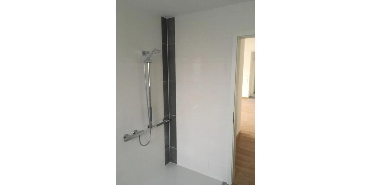 Etagenwohnung Heuchelheim a. d. Lahn - 3 Zimmer, 81 m&sup2;, 770&euro; | Angebot:26676755