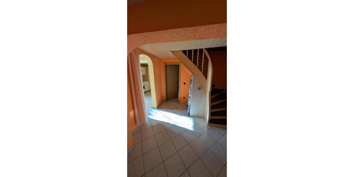 Mehrfamilienhaus, Wohnhaus Wetzlar Hermannstein - 9 Zimmer, 240 m&sup2;, 259.500&euro; | Angebot:27217659