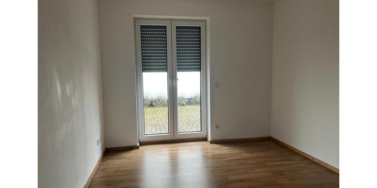 Erdgeschoßwohnung Staufenberg - 3.5 Zimmer, 80 m&sup2;, 279.000&euro; | Angebot:25973414