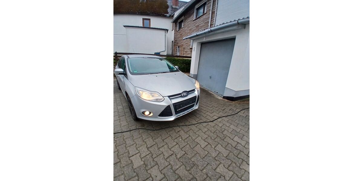 Ford Focus 119.300 km 3.950 &euro; Wetzlar 35576