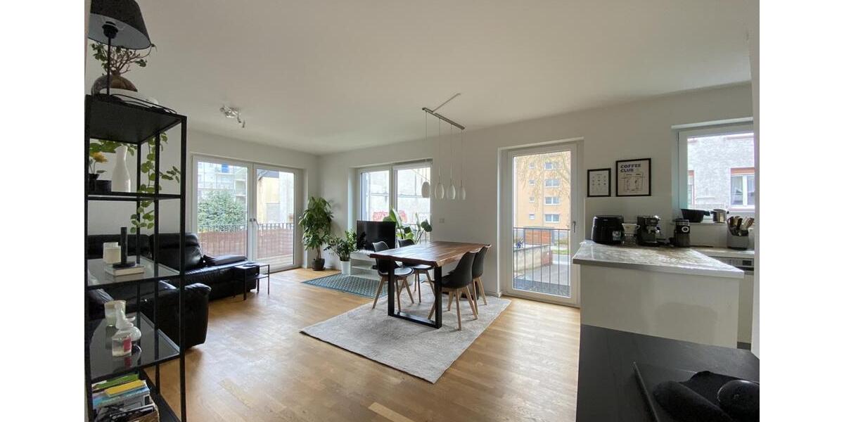 Etagenwohnung Gießen - 3 Zimmer, 90 m&sup2;, 1.050&euro; | Angebot:25964594