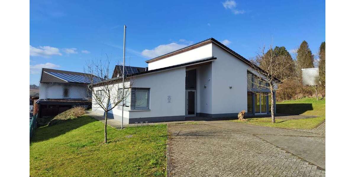 Einfamilienhaus Löhnberg - 3 Zimmer, 140 m&sup2;, 335.000&euro; | Angebot:25472472