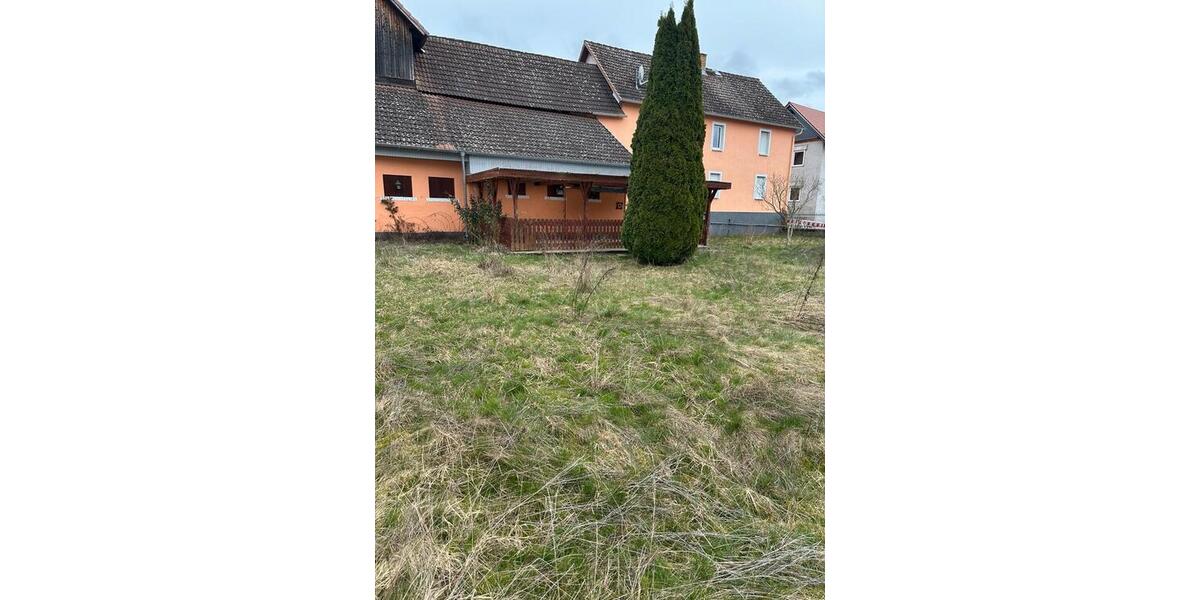 Einfamilienhaus Hungen - 7 Zimmer, 230 m&sup2;, 299.000&euro; | Angebot:26003784