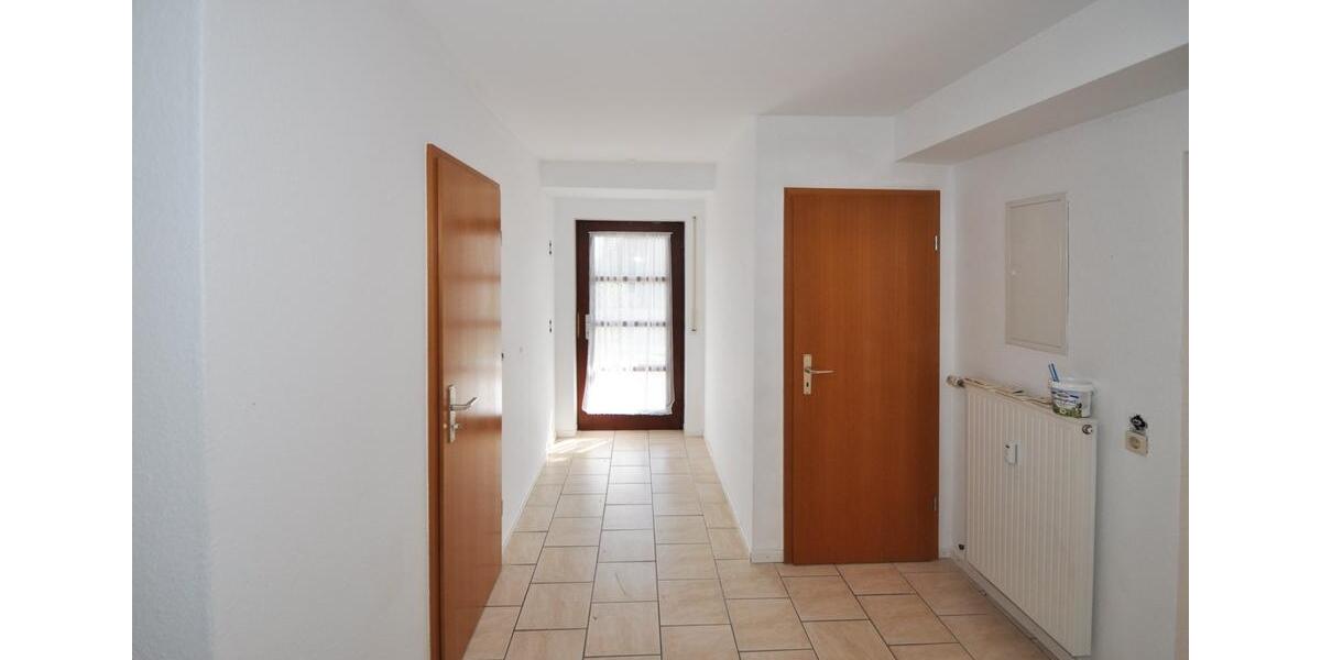 Etagenwohnung Gießen Allendorf - 3 Zimmer, 108 m&sup2;, 990&euro; | Angebot:25807433