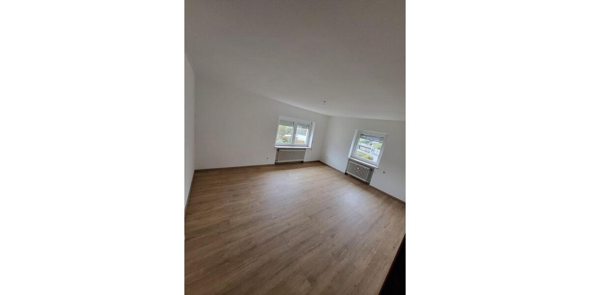 Etagenwohnung Biebertal - 4 Zimmer, 96 m&sup2;, 810&euro; | Angebot:25873628