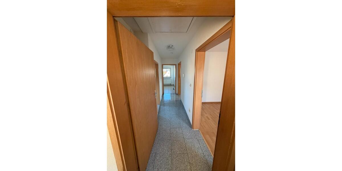 Dachgeschoßwohnung Aßlar - 2 Zimmer, 48 m&sup2;, 650&euro; | Angebot:25268415