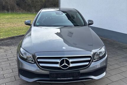 Mercedes-Benz E 220 198.000 km 17.000 &euro; Solms 35606