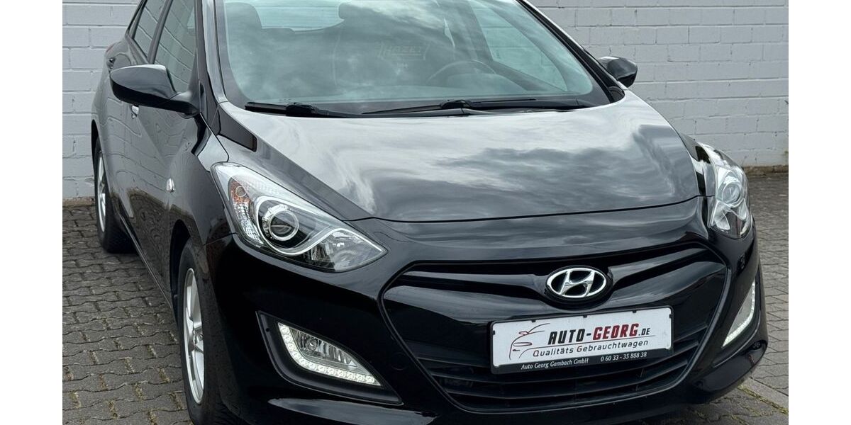 Hyundai i30 70.000 km 8.500 &euro; Münzenberg Gambach 35516
