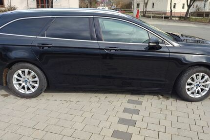 Ford Mondeo 178.000 km 10.700 &euro; Ehringshausen 35630