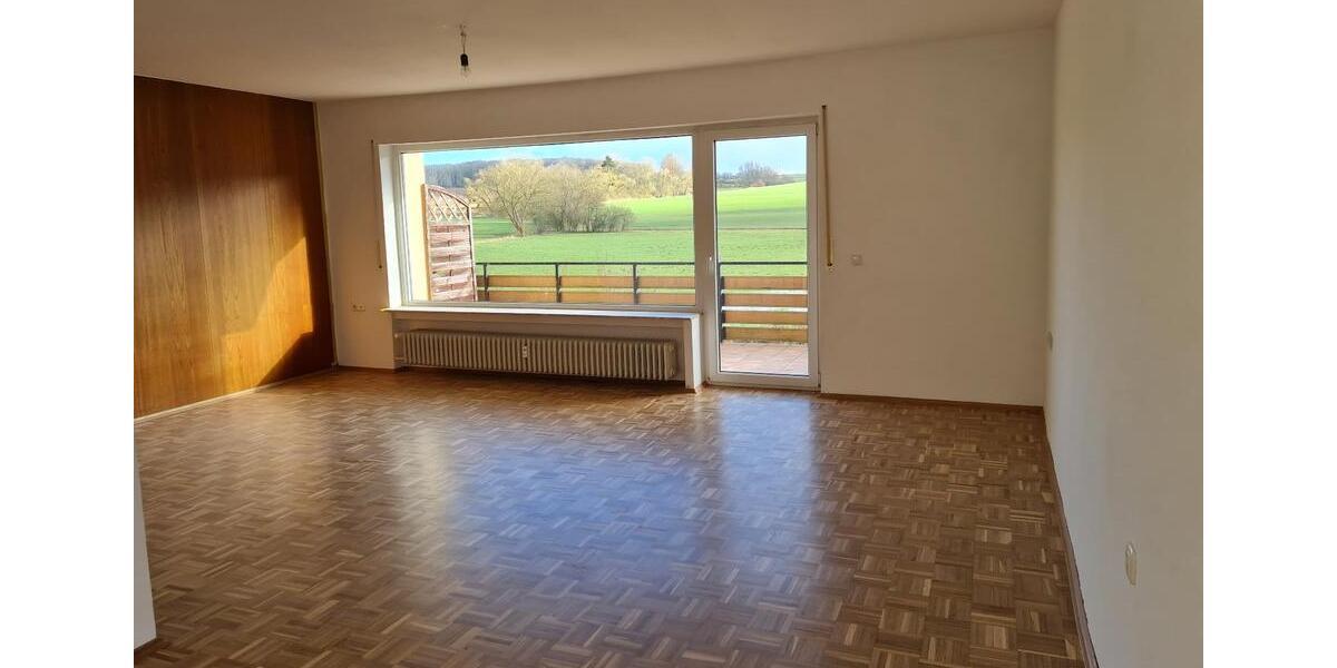 Etagenwohnung Marburg Cappel - 4 Zimmer, 109 m&sup2;, 900&euro; | Angebot:25641987
