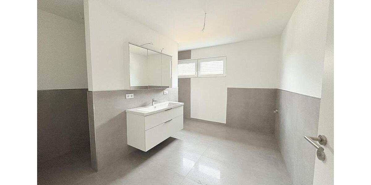 Doppelhaushälfte Weimar (Lahn) - 5 Zimmer, 160 m&sup2;, 1.750&euro; | Angebot:25396382