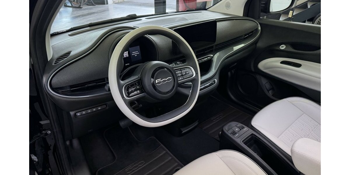 Fiat 500e La Prima by Bocelli 1.Hand Cabrio 42 kWh 28.200 km 24.490 &euro; Lich 35423