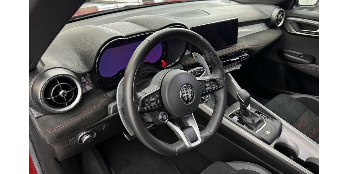 Alfa Romeo Tonale 1.5 VGT Veloce 48 V Hybrid LED 7.900 km 25.890 &euro; Lich 35423