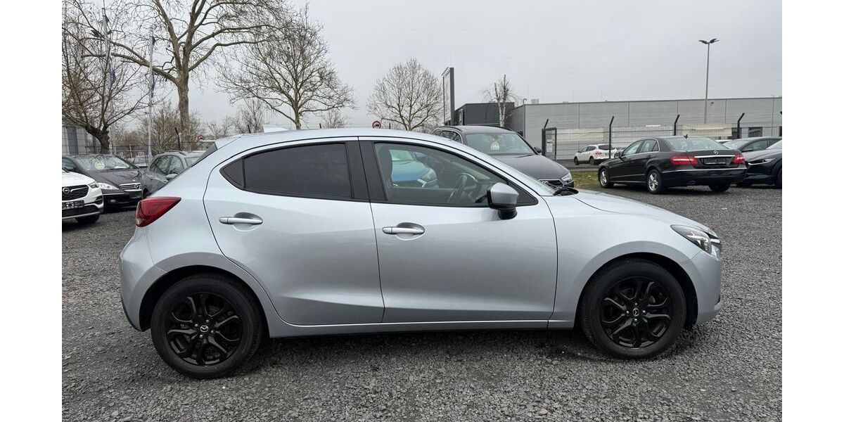 Mazda 2 77.000 km 12.900 &euro; Lollar 35457
