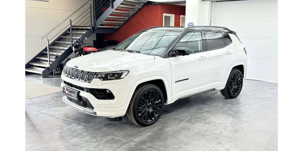 Jeep Compass S Plug-IN Hybrid 4WD 1.Hand Panoramadach 36.500 km 26.790 &euro; Lich 35423