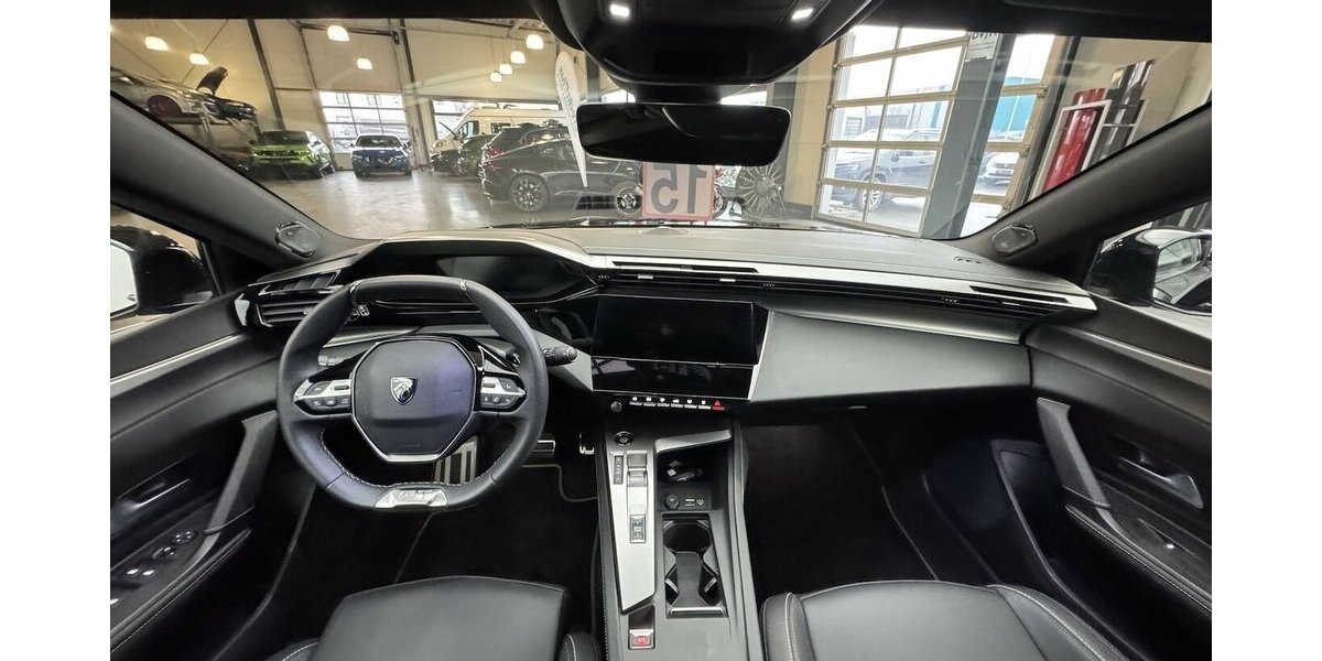 Peugeot 408 GT 145 Hybrid DSC6 Massage 360° Cam 21.700 km 26.990 &euro; Lich 35423