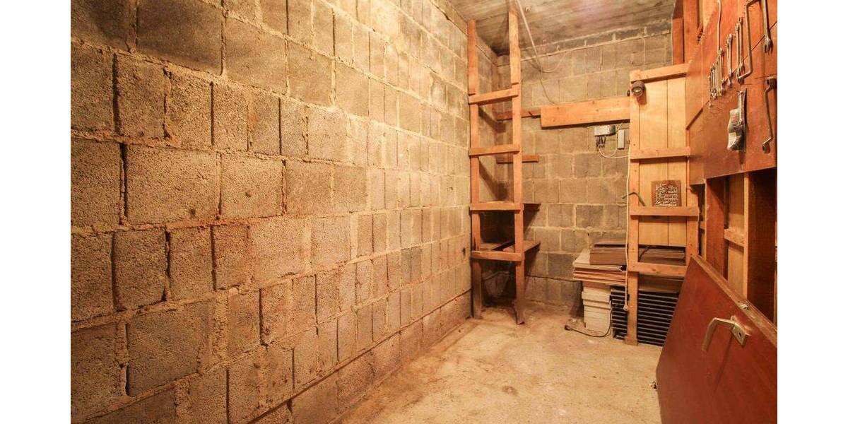 Einfamilienhaus Grävenwiesbach Heinzenberg - 4 Zimmer, 235.000&euro; | Angebot:25958120