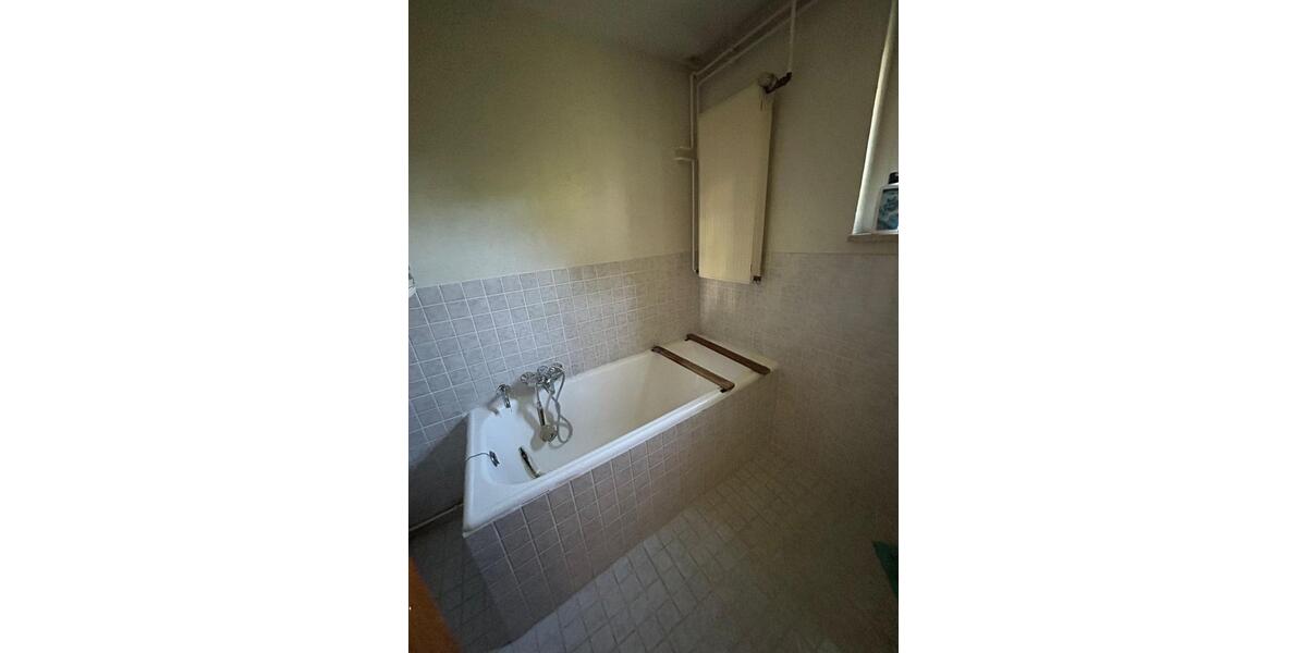 Einfamilienhaus Sinn - 7 Zimmer, 121 m&sup2;, 119.000&euro; | Angebot:25979739