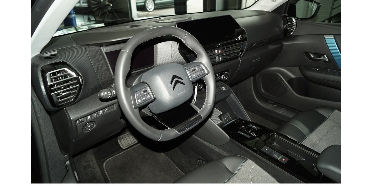 Citroen e-C4 e- 136 Shine 50 KWh LED CARPLAY 43.800 km 17.320 &euro; Lich 35423