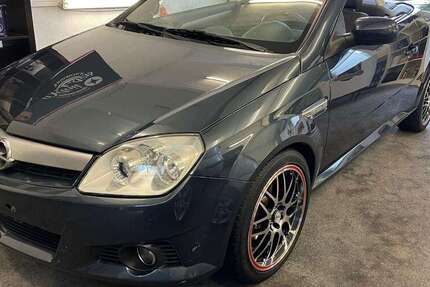 Opel Tigra 218.049 km 2.100 &euro; Löhnberg 35792