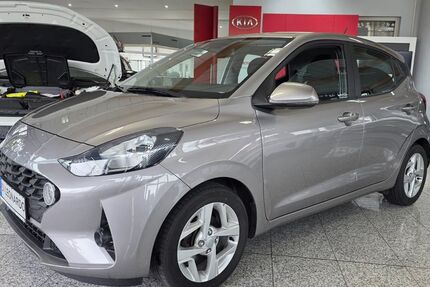 Hyundai i10 15.900 km 14.990 &euro; Solms 35606