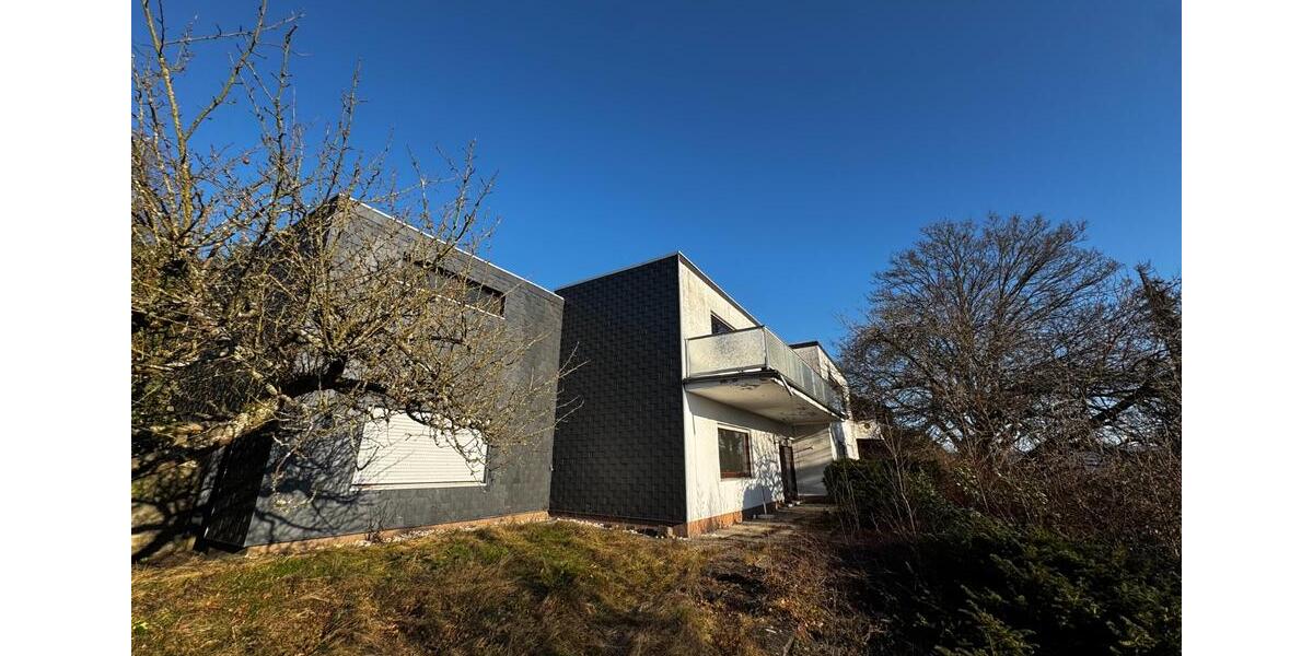 Einfamilienhaus Herborn - 7 Zimmer, 215 m&sup2;, 365.000&euro; | Angebot:25064000