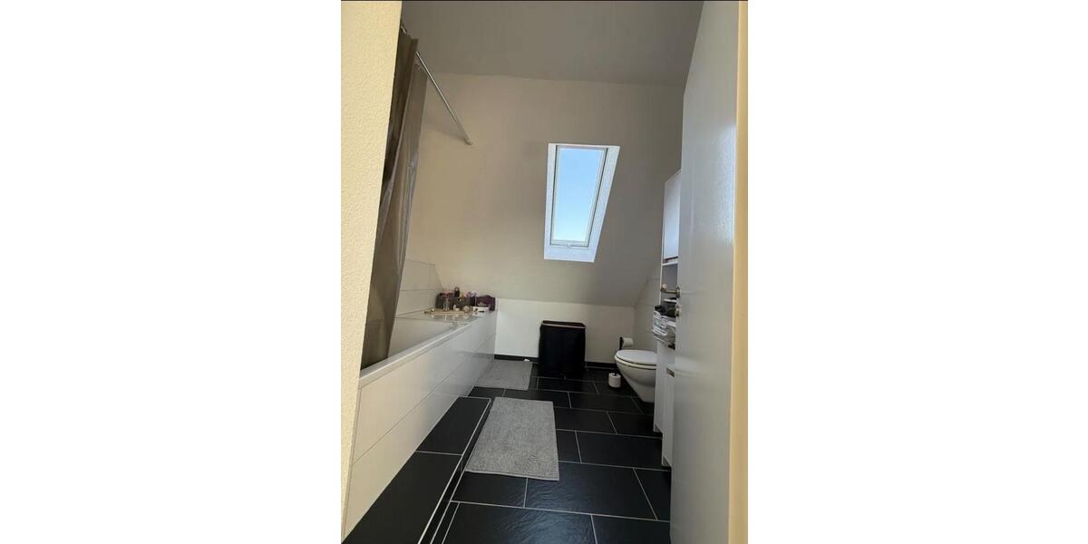 Einfamilienhaus Gladenbach - 7 Zimmer, 227 m&sup2;, 449.000&euro; | Angebot:26070836