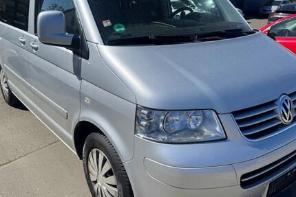 VW T5 Transporter 312.000 km 7.300 &euro; Homberg 35315