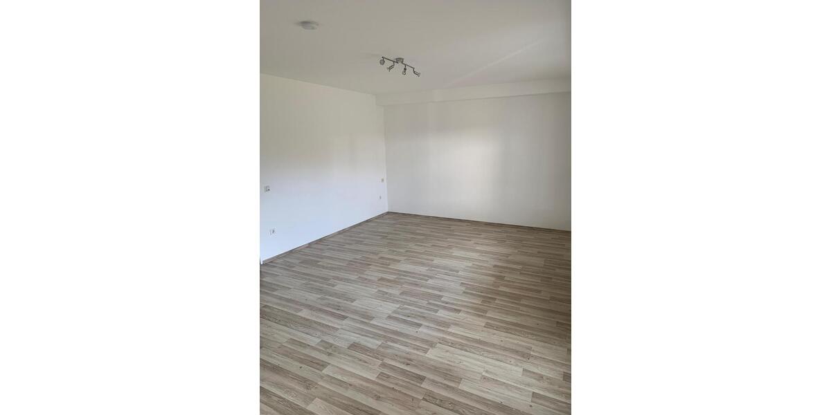 Etagenwohnung Laubach - 2 Zimmer, 60 m&sup2;, 700&euro; | Angebot:25393326