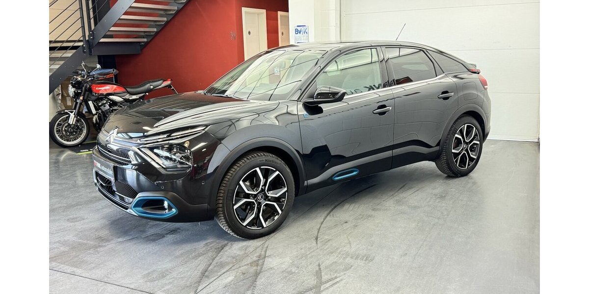 Citroen e-C4 e- 136 Shine 50 KWh LED CARPLAY 43.800 km 16.570 &euro; Lich 35423